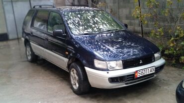 Долгосрочная аренда квартир: Mitsubishi Space Wagon: 1996 г., 2 л, Механика, Бензин, Минивэн