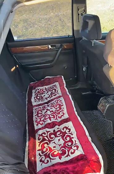 авто прод: Audi 100: 1993 г., Бензин, Седан — 5