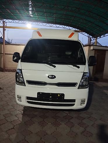 Kia (кабина-шасси) малотоннажный грузовик, белый цвет. Основные at lalafo.kg Kia (кабина-шасси) малотоннажный грузовик, белый цвет. Основные