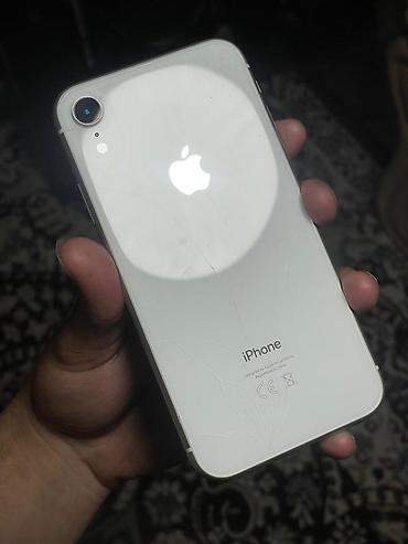 Apple iPhone: IPhone Xr, Новый, 128 ГБ, Чехол, 78 % — 9