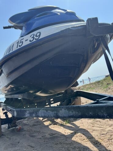 бу аккумуляторы бишкек: Гидроцикл Sea-Doo GTX сине-белого цвета на прицепе. Свежий с Японии
