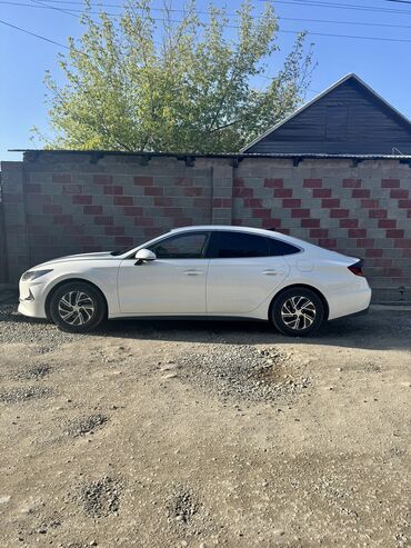 хендай ионик гибрид: Hyundai Sonata: 2020 г., 2 л, Автомат, Бензин, Седан