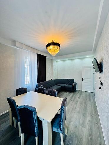 Mənzillər: Bakıxanov qəs., 3 otaqlı, Yeni tikili, m. Neftçilər, 83 kv. m — 2