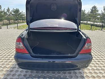 Mercedes-Benz: Mercedes-Benz E-Class: 2003 г. — 8