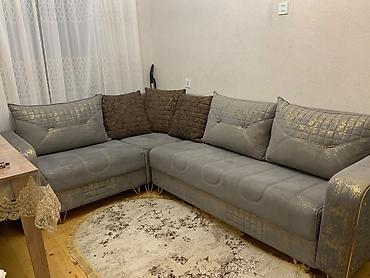 Divan satılır 400₼. açılır bazası var.Ünvan Masazır. 3202. Fatimə99 — 1