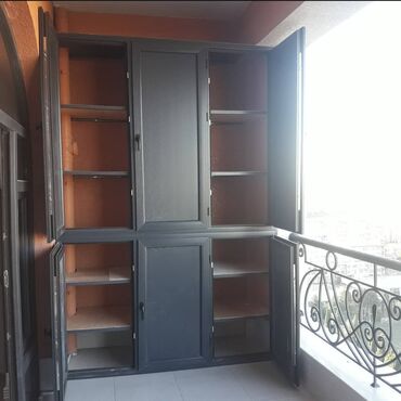 ağ qapı: Açılan, 6 qapı Düz dolab, Eyvan dolabı