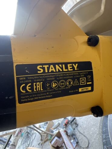 бу полочки: Скользящая торцовочно-усовочная пила STANLEY SM18 - Тип: Sliding