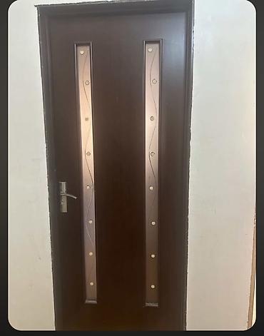 Qapı 4 ededdi biri ✅60 AZN Ölçü 2.05*90 Ecemi*afa Qapı – 4 ədəd
