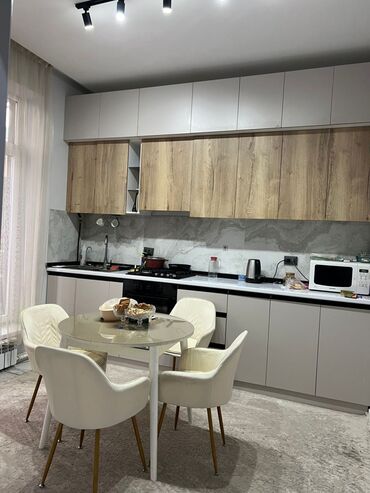 жибек жолу дом: 120 м², 5 комнат, Утепленный, Теплый пол, Бронированные двери