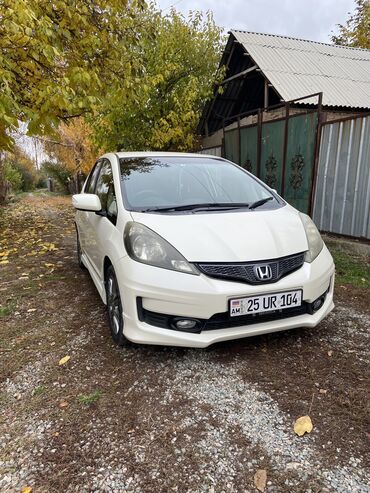 хонда степ рж: Honda Fit: 2011 г., 1.5 л, Вариатор, Бензин, Хэтчбэк