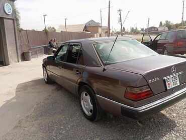 бензанасос 124: Mercedes-Benz W124: 1993 г., 2.2 л, Механика, Бензин, Седан