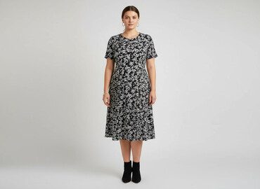 sukienki z krótkim rękawem: Women`s dress, size XL