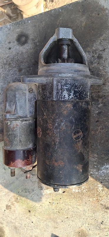 cuce ve xoruz temsil: (elektrik starter mühərriki) - Tip: 12V DC starter, solenoidlə — 2