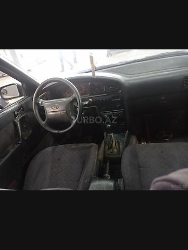 excel hyundai 1994: Hyundai Elantra: 1.5 l | 1995 il Sedan — 3