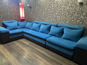 современные угловые диваны: Бурчтук диван, Колдонулган