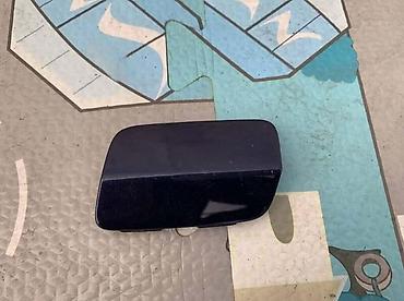 3d nalepnice za motore: POKLOPAC NA BRANIKU S8 ZA AUDI A8 ZA 2018. GOD. - 4N0807441 — 2