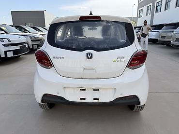 ом 612: Changan Benben E-Star: 2024 г., Автомат, Электромобиль, Хэтчбэк — 6