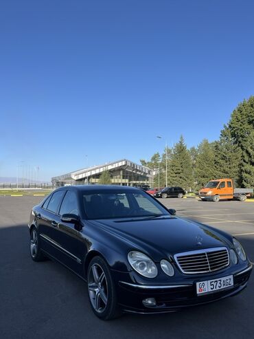 c class: Mercedes-Benz E-Class: 2002 г., 3.2 л, Автомат, Бензин, Седан