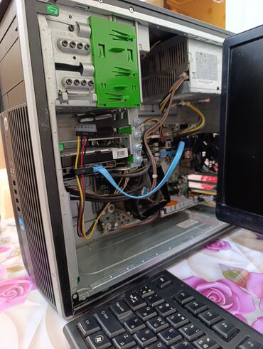 Masaüstü kompüterlər və iş stansiyaları: Personal kompyuter HP I5 3470 cpu monitor HP 2072a daxili kaloknka ile — 10