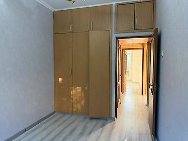 Продажа квартир: Продается 3 -комнатная квартира 📍 Район: Восток-5 🏢 Серия: 106 🏢 — 9