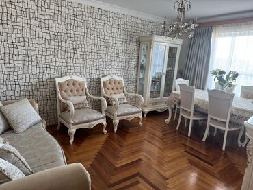 Masa və oturacaq dəstləri: Qonaq otağı üçün, Açılmayan, Dördbucaq masa — 6