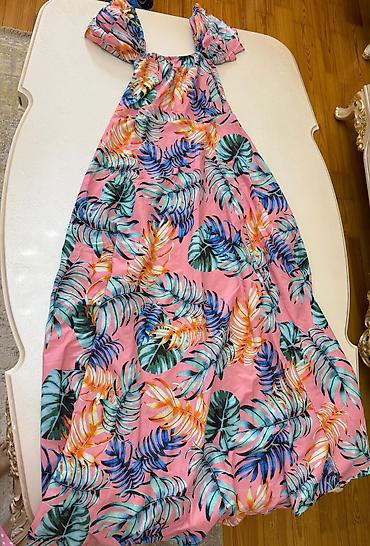 Dəstlər, kostyumlar: Her biri 5 manatdi. M ve ya L olcuduler. Qadın paltarları dəsti 1) — 1