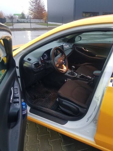 Hyundai: Hyundai i30: 1.6 l. | 2018 έ. Πολυμορφικό — 1