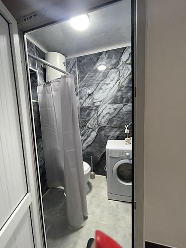 Посуточная аренда комнат: Сдам комнату-студию. Аренда без депозита.25000 услуги — 7