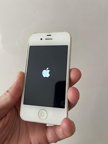 Apple iPhone: IPhone 4S, Б/у, 16 ГБ, Белый, Зарядное устройство, Кабель — 2
