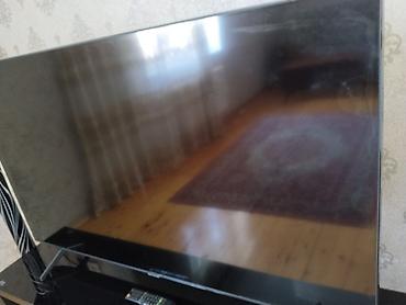 ТВ и видео: Б/у Телевизор Samsung LED экран 50" 4K (3840x2160), Самовывоз — 2