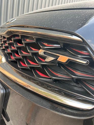 Kia: Срочно! Элегантный черный Kia K3 современным дизайном кузова и — 10