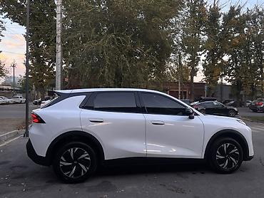 Changan: Changan Qiyuan Q05: 2026 г., 0.1 л, Автомат, Электромобиль, Кроссовер — 3