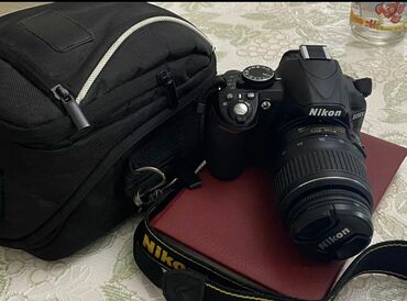 Фотоаппараты: Продается Фотоаппарат Nikon D3100 с сумкой. В хорошем состоянии