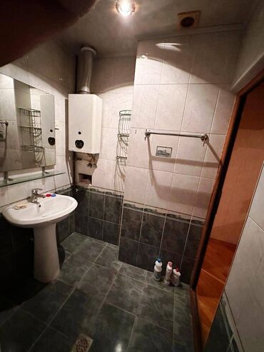 Köhnə tikili: Bakı, Yeni Günəşli Massiv A, 3 otaqlı, Köhnə tikili, m. Həzi Aslanov, 80 kv. m -da lalafo.az — 13 Köhnə tikili: Bakı, Yeni Günəşli Massiv A, 3 otaqlı, Köhnə tikili, m. Həzi Aslanov, 80 kv. m — 13