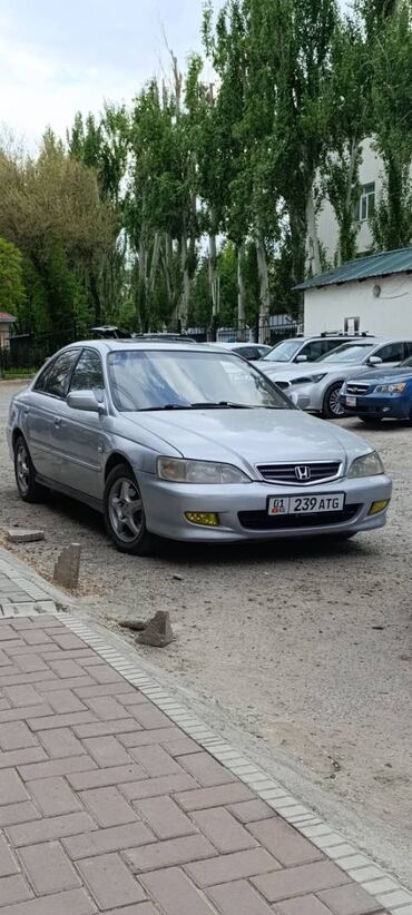 шевралет малибо: Honda Accord: 2001 г., 2.3 л, Автомат, Бензин, Седан