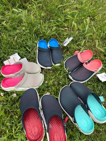 кроссовк: Кроссовки, 34.5, 35, 35.5, Crocs, Новый, Самовывоз, Платная доставка