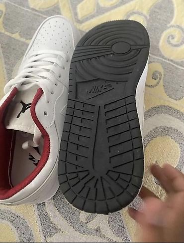lebron 20: Мужские кроссовки, 41, Jordan, Новый, цвет - Белый — 3