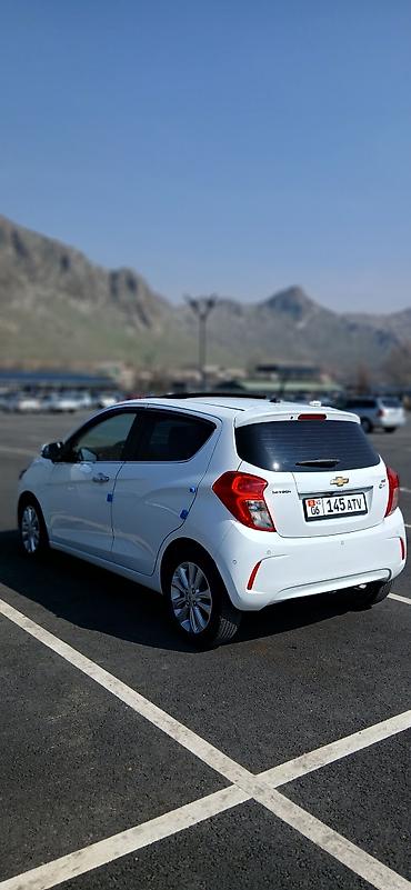Chevrolet: Chevrolet Spark: 2016 г., 1 л, Автомат, Бензин, Хэтчбэк — 3