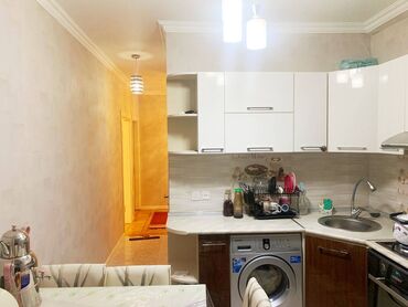 Köhnə tikili: Bakı, 4-cü mikrorayon, 4 otaqlı, Köhnə tikili, m. Memar Əcəmi, 110 kv. m -da lalafo.az — 16 Köhnə tikili: Bakı, 4-cü mikrorayon, 4 otaqlı, Köhnə tikili, m. Memar Əcəmi, 110 kv. m — 16