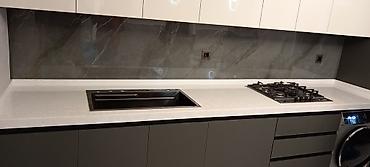 столешница для кухни: Mətbəx üçün kvars (kvars-kompozit) stolüstü və arxa panel həlli - — 9