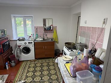 Продажа коттеджей и домов: Продаётся жилой дом. - Большой зелёный участок с деревьями и — 4