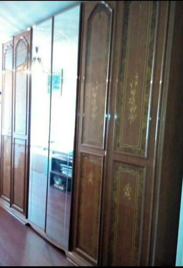 шкаф мини: Б/у Шифоньер Шкаф, Для одежды, Прямой, Дерево, Самовывоз