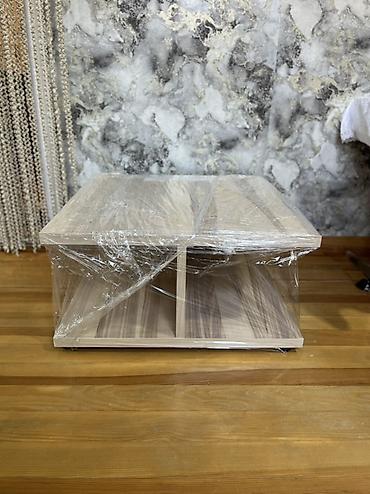 Sifarişlə ev mebeli: Kvadrat masa, Açılmayan, Təkərsiz, Teksturalı laminat, Zəmanətsiz — 3