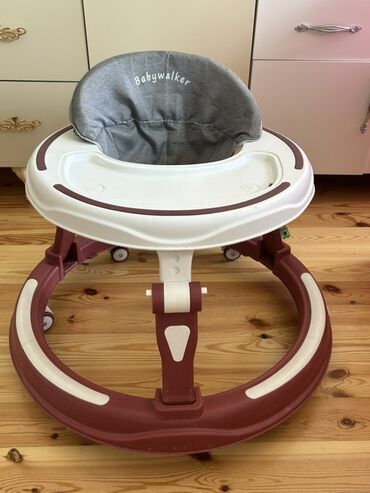 расчески для новорожденных: Uşaq gəzdiricisi – “Babywalker” - Rəng: bordo/ağ, oturacaq hissəsi