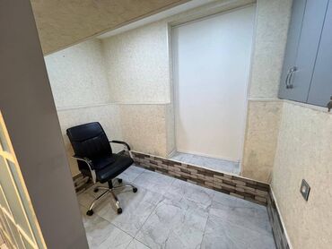 Uzunmüddətli kirayə mənzillər: Inqilaba yaxin ərazidə gözəlli̇k salonu icareye verilir, gözəllik — 10