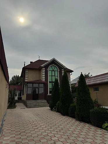 Долгосрочная аренда домов: 250 м², 7 комнат — 18