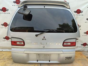 Крышка багажника (задняя дверь) для Mitsubishi Delica - Оригинальная