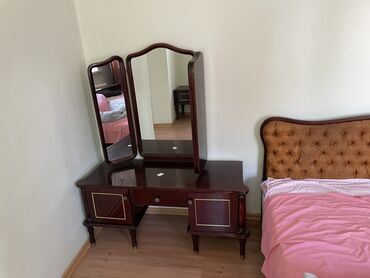 мебель распродажа: Туалетный столик, С зеркалом, цвет - Коричневый