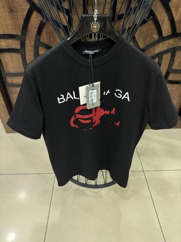 new balance: Men's T-shirt