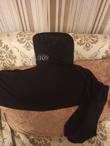 Hicab: Boyunluq ve papağı hicablilar üçün.boyunluq heç taxilmiyib — 5